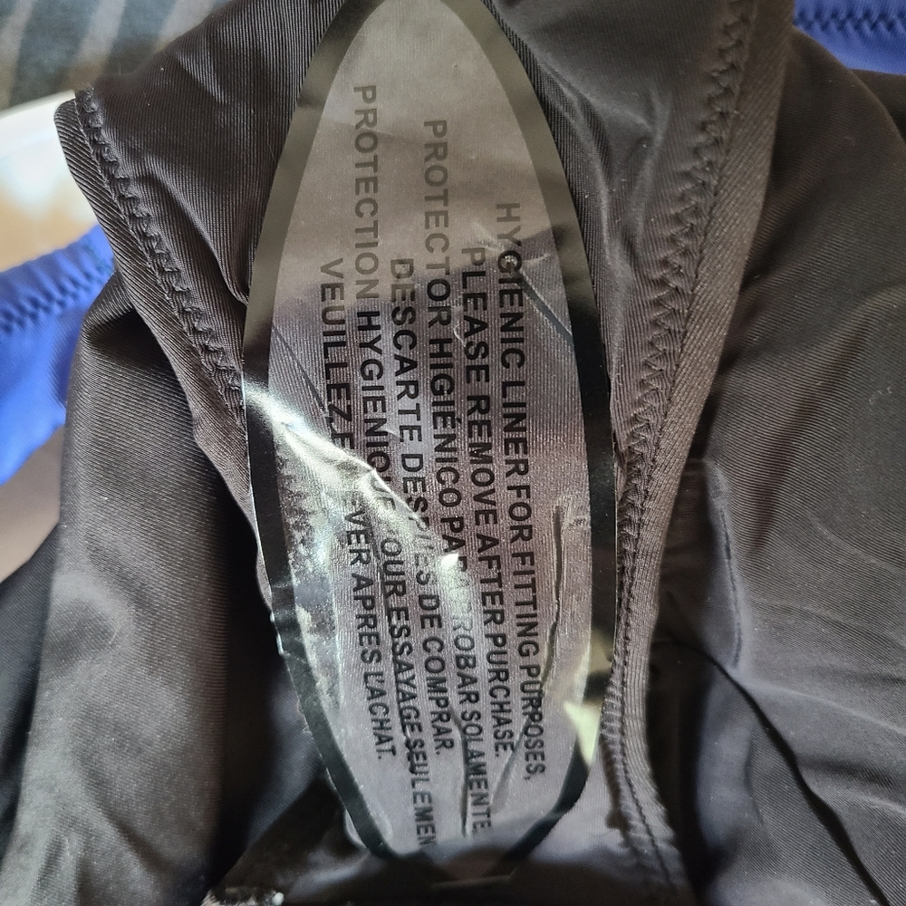 NEW BCBG max azria colorblock one piece swimsuit size S - Picture 5 of 6